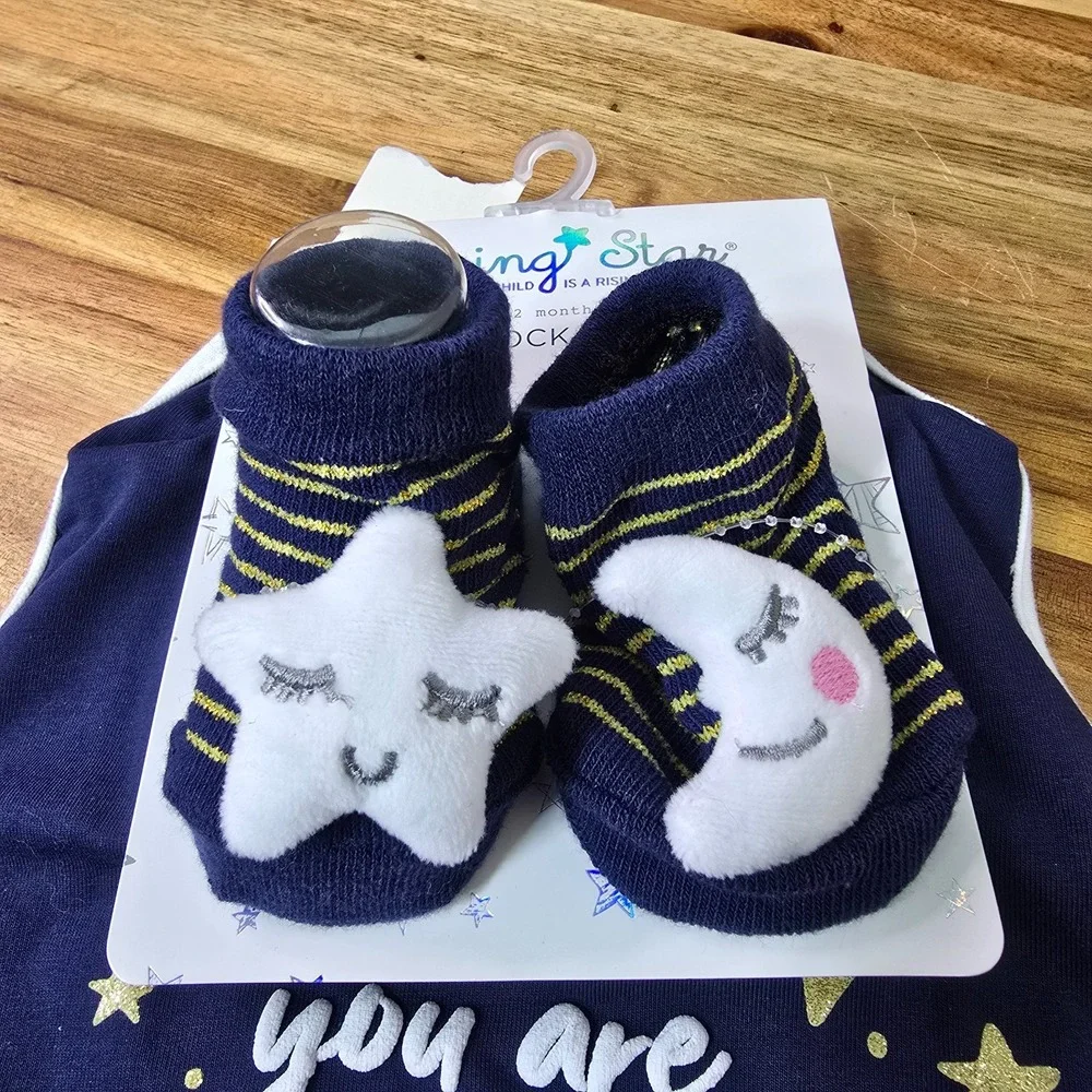 Rising‎ Star Infant Sock & Bib Set Celestial Moon Stars 0-12 months Navy Blue